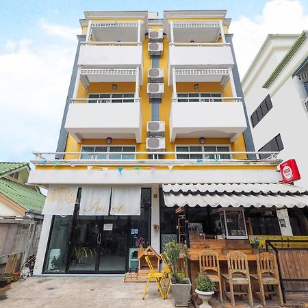 Oyo 983 The Private Hotel Chiang Mai Buitenkant foto