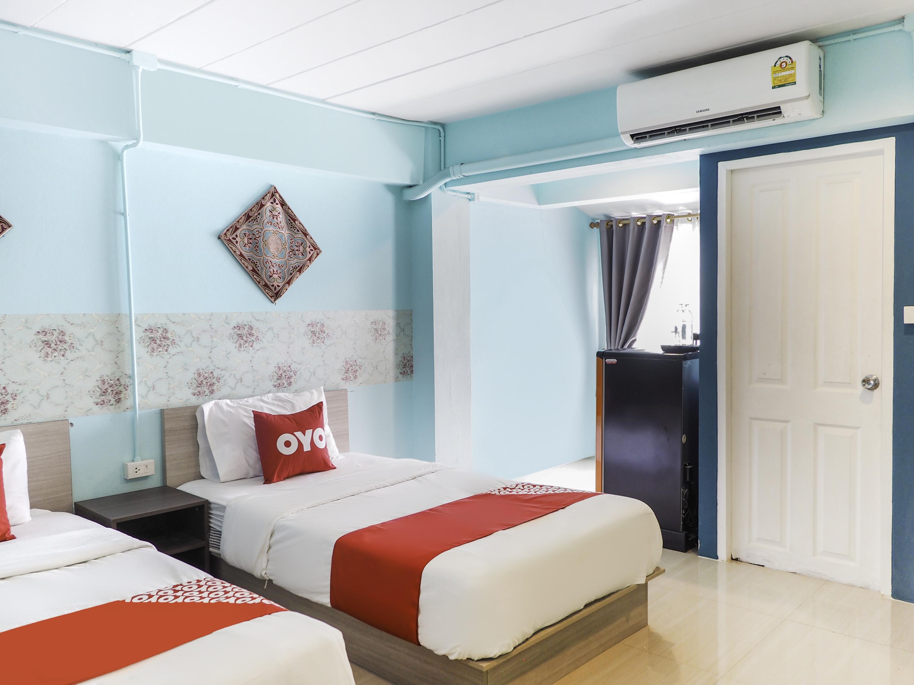 Oyo 983 The Private Hotel Chiang Mai Buitenkant foto