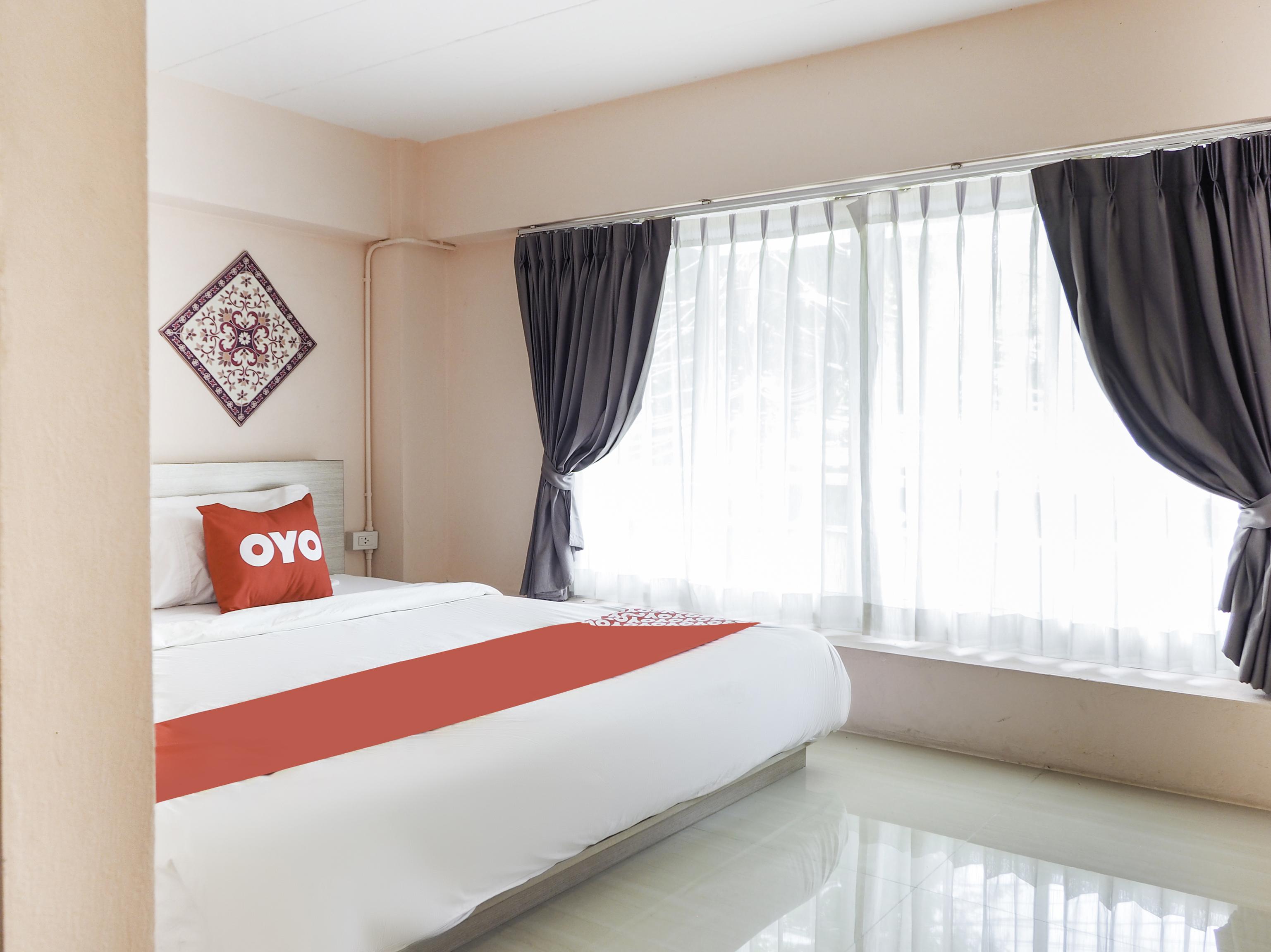 Oyo 983 The Private Hotel Chiang Mai Buitenkant foto
