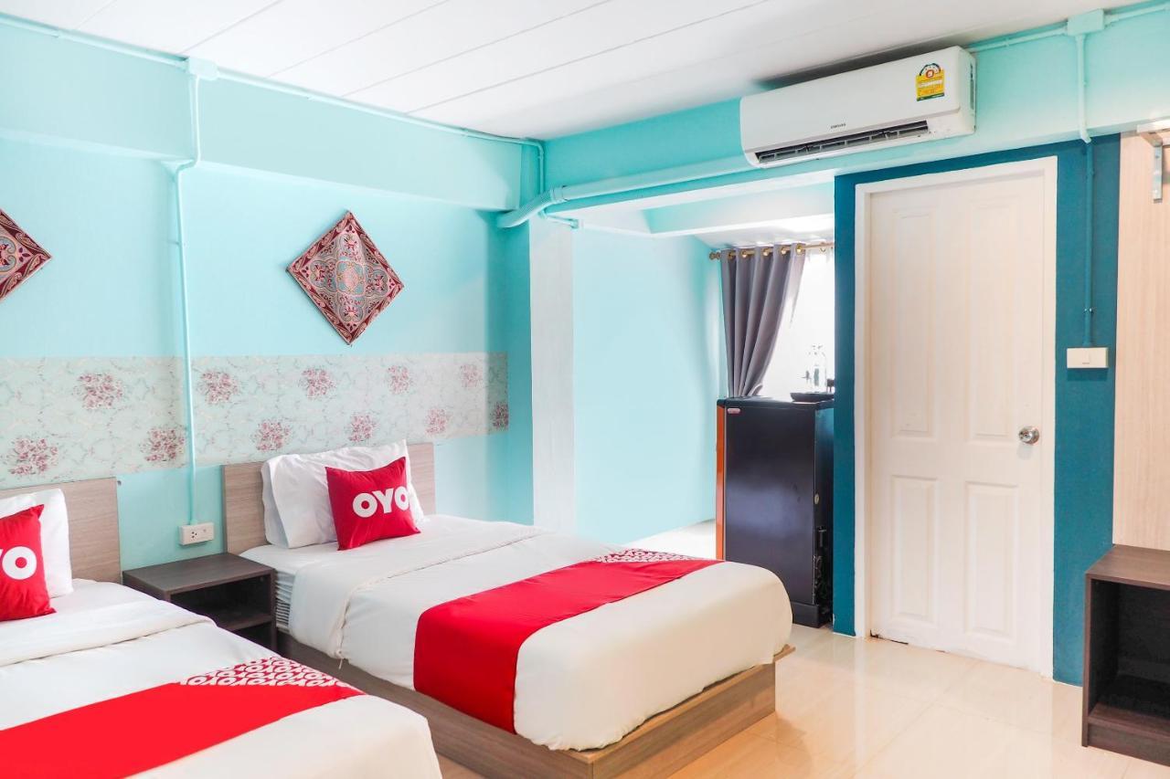 Oyo 983 The Private Hotel Chiang Mai Buitenkant foto