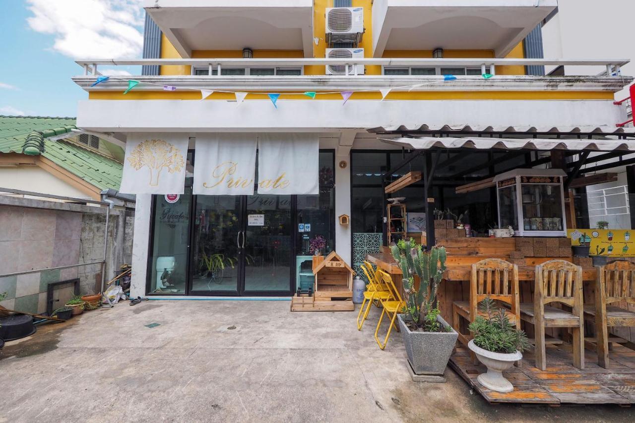 Oyo 983 The Private Hotel Chiang Mai Buitenkant foto